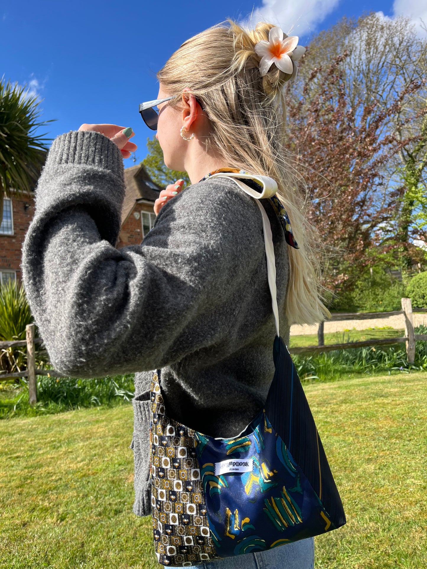 Scrapbook Mini Bag (peacock blue)