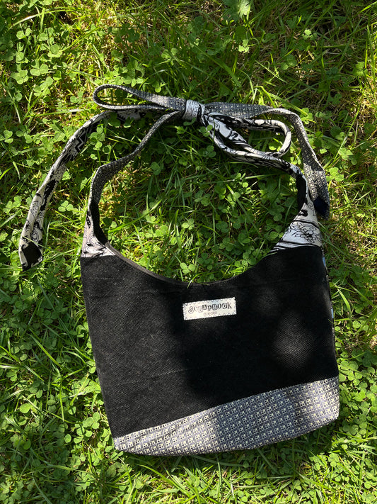 Scrapbook Mini Bag (black)